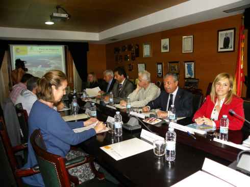 El Consejo de Navegacin y Puerto de Vilagarca se reuni hoy